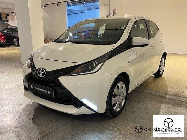 Toyota Aygo  1.0 VVT-i 69 CV 5 porte x-wave